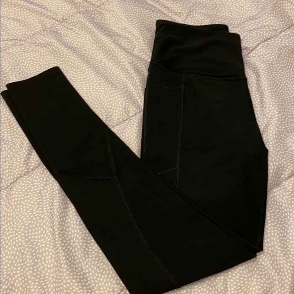 Victoria’s Secret black leggings